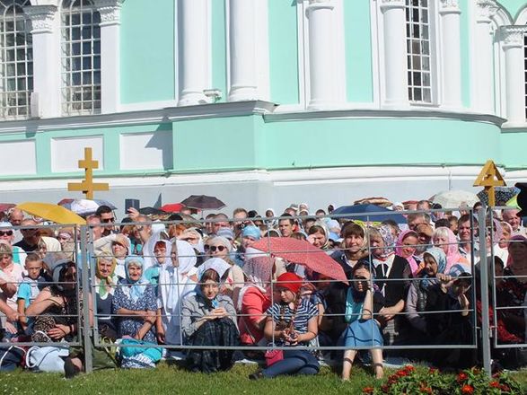 Дивеевские торжества: тысячи паломников почтили память Серафима Саровского (ФОТО)   - фото 3