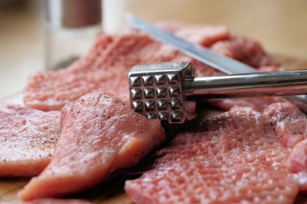 За год в России втрое выросла доля бракованного мяса