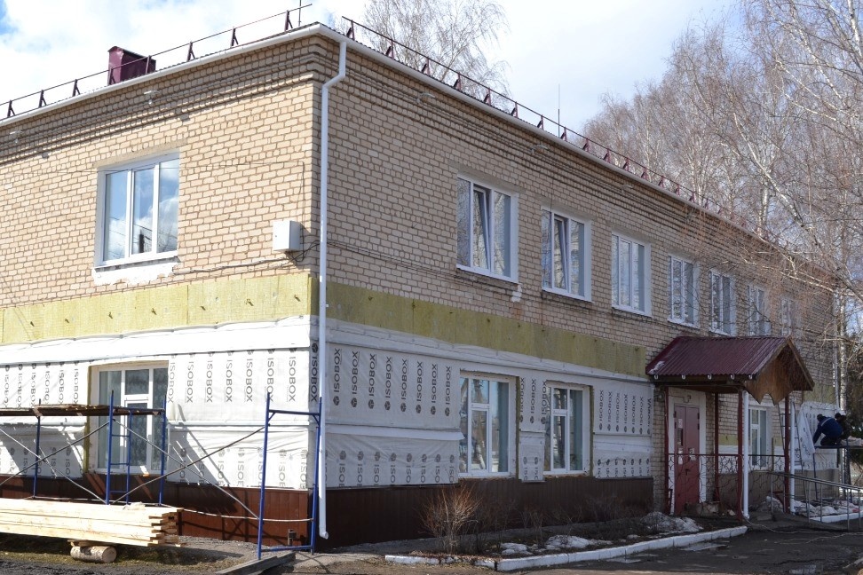 Около двух миллионов рублей выделено на ремонт кровли и замену окон в тонкинской библиотеке - фото 1