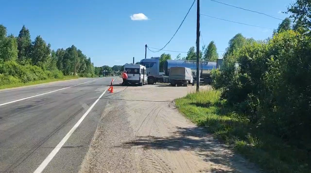 Стали известны подробности ДТП на Бору, где пострадали четыре человека - фото 1
