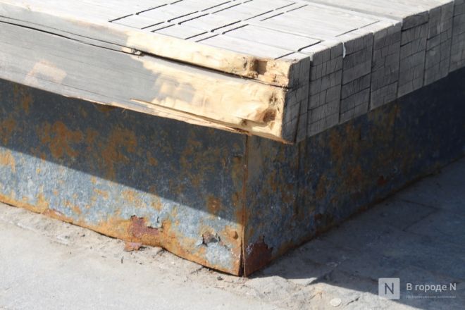 Трещит по швам: как выглядит центр Нижнего Новгорода после аномальной зимы — фоторепортаж - фото 30