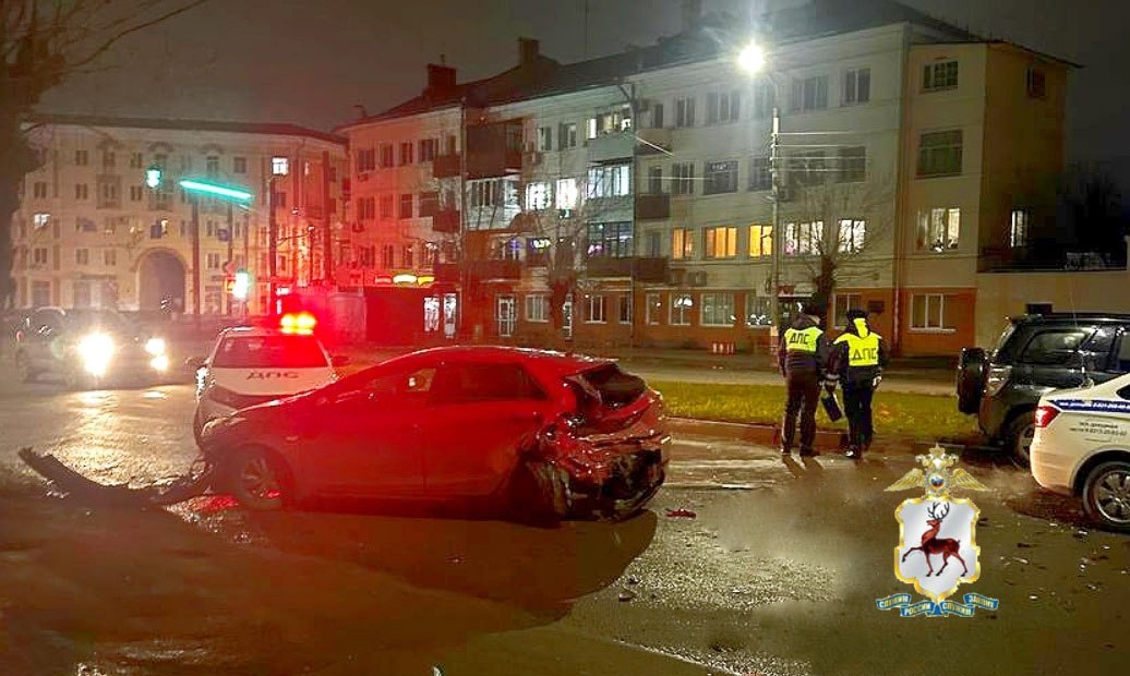 Пьяный водитель устроил ДТП, пытаясь скрыться от полиции в Дзержинске - фото 1