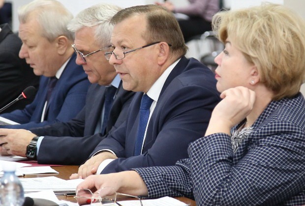 Проект областного бюджета-2024 поддержали восемь комитетов нижегородского Законодательного собрания - фото 1