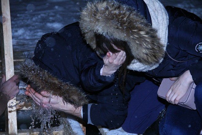 Как нижегородцы праздновали Крещение: большой фоторепортаж - фото 15