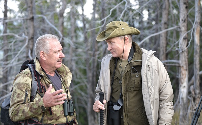 &laquo;Походил по горам&raquo;: Путин провел выходные на природе вместе с Шойгу и главой ФСБ (ФОТО) - фото 7