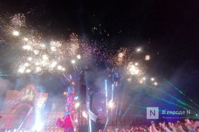 Иммерсивное шоу в постановке Ильи Авербуха состоялось в день 200-летия Нижегородской ярмарки - фото 65