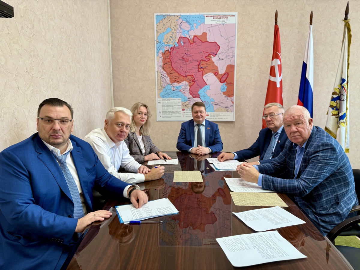 Депутаты КПРФ заняли руководящие должности в нижегородской думе - фото 1