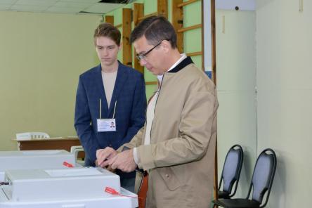 Нижегородский мэр Юрий Шалабаев проголосовал на выборах губернатора