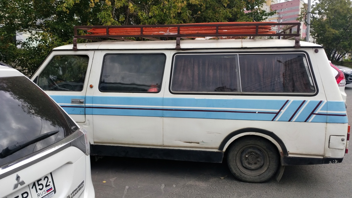 Редкие автомобили на нижегородских улицах: колеса страны Советов - фото 54