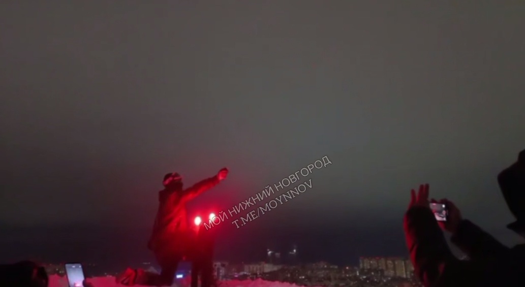 Подростки сломали замки и совершили набег на жилой дом в Нижнем Новгороде - фото 1