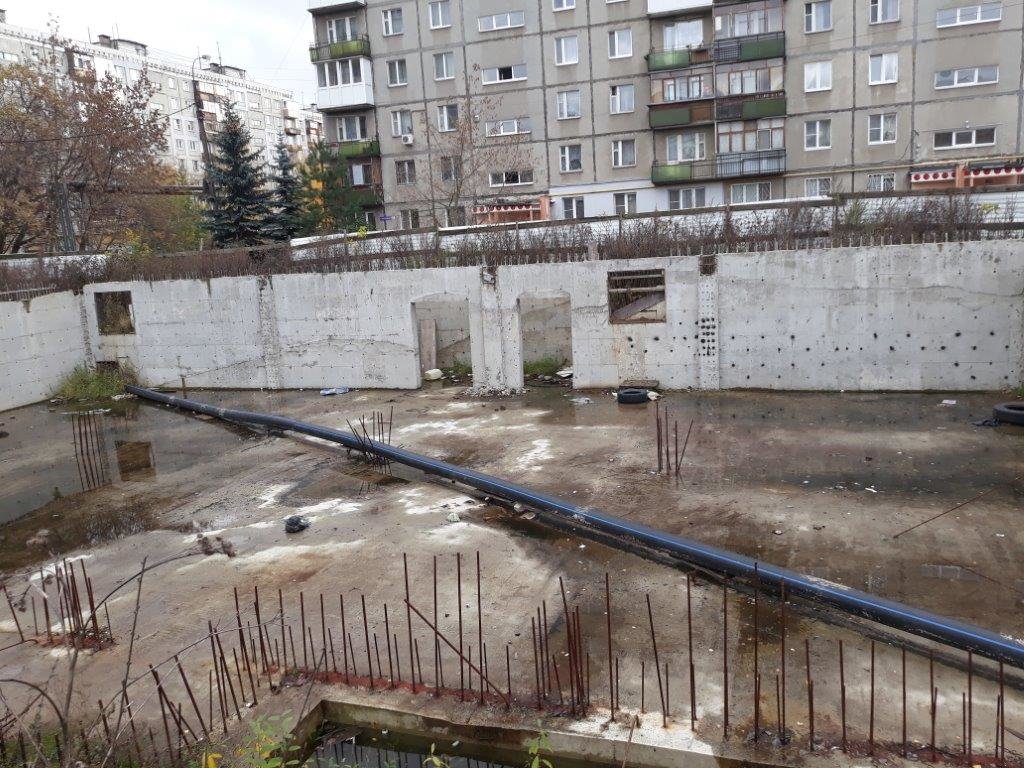 Опасный недострой снесли на улице Комсомольской
