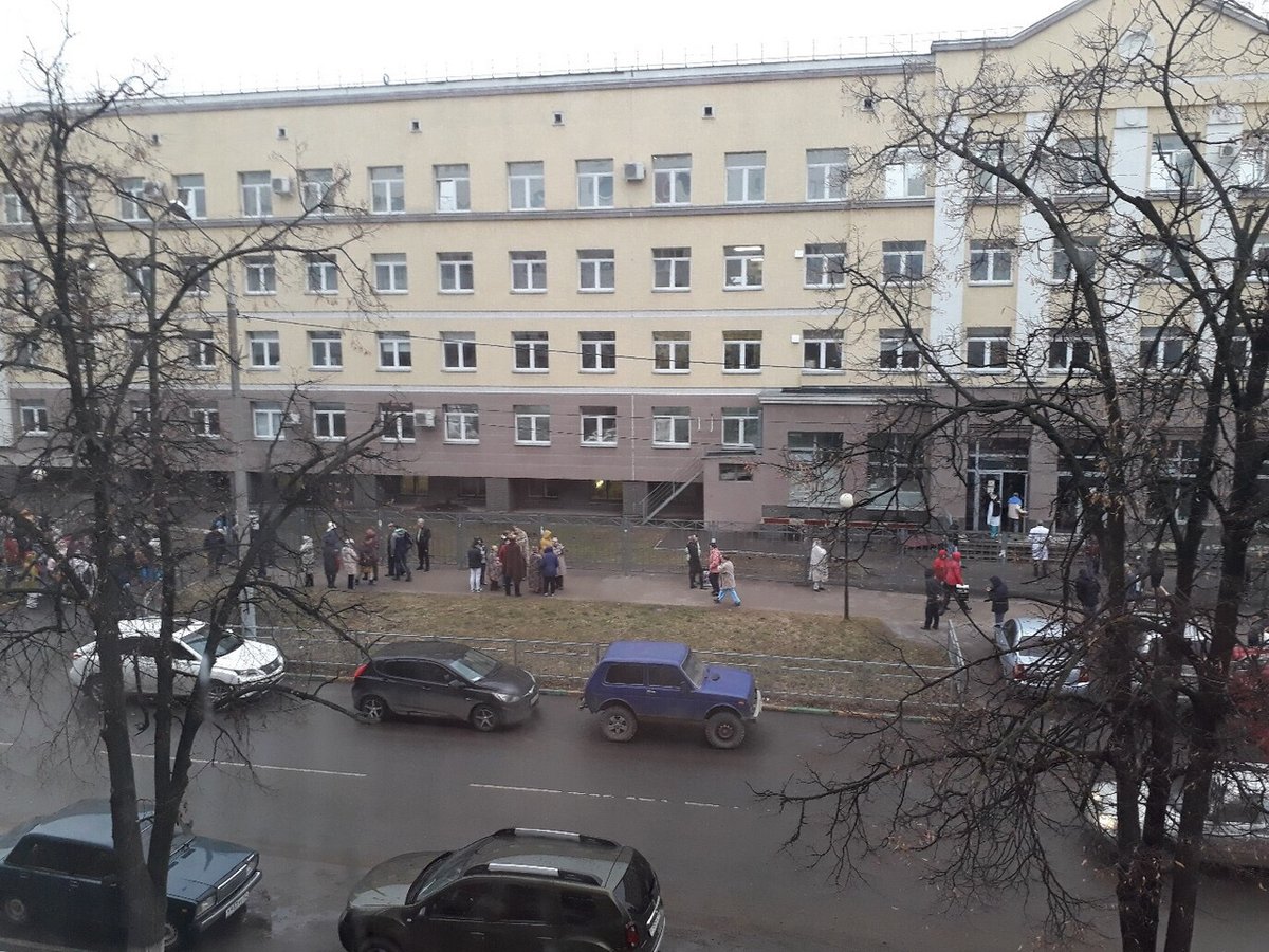 В Нижнем Новгороде эвакуировали граждан из 15 зданий - фото 1