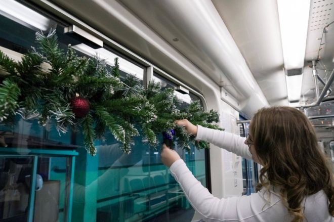 Вагоны нижегородского метро украсят к Новому году - фото 2