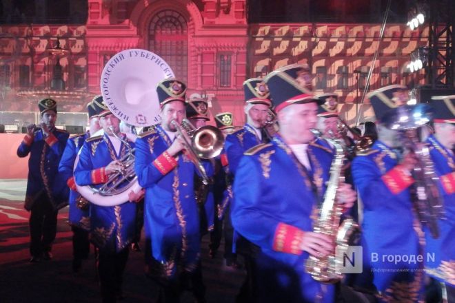 Иммерсивное шоу в постановке Ильи Авербуха состоялось в день 200-летия Нижегородской ярмарки - фото 53