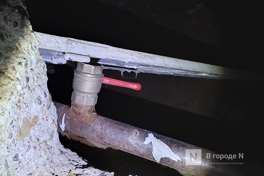 ДУК подтвердила, что кран кипятком в подвале на Ковровской, где погиб бомж, был исправным - фото 1