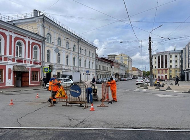 Место провала автобуса с туристами ликвидируют до конца дня в Нижнем Новгороде