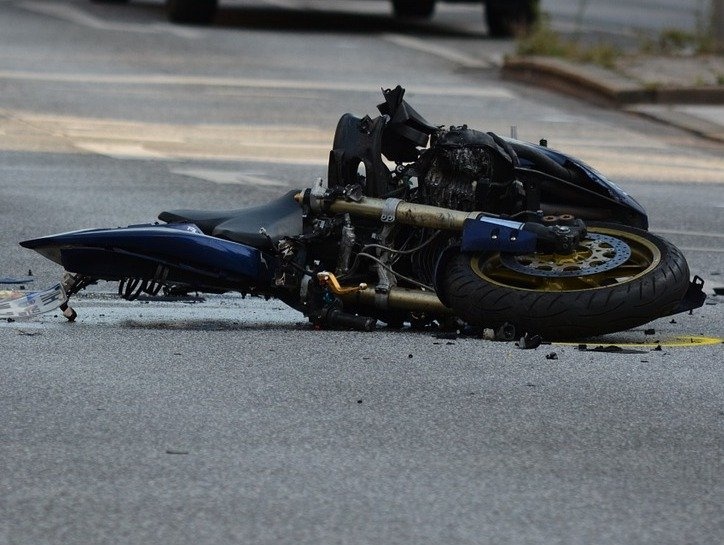 Протараненный легковушкой мотоциклист скончался в больнице Канавинского района