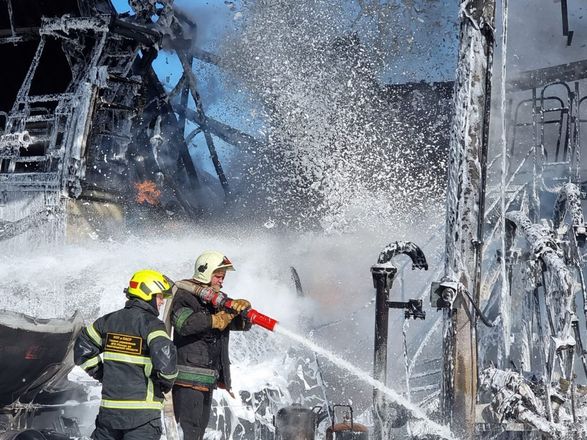 Пожар в Кстовской промзоне тушили более двух часов - фото 3