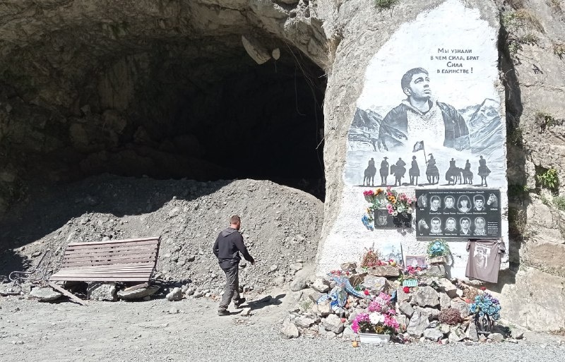 Нижегородка отправилась на место гибели Сергея Бодрова к годовщине его смерти - фото 1