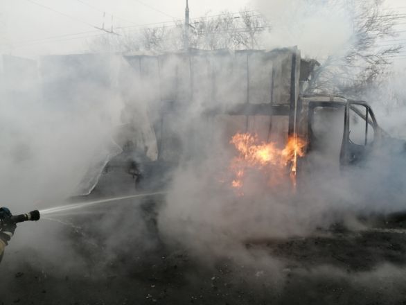 &laquo;ГАЗель&raquo; сгорела на дороге в Московском районе - фото 3