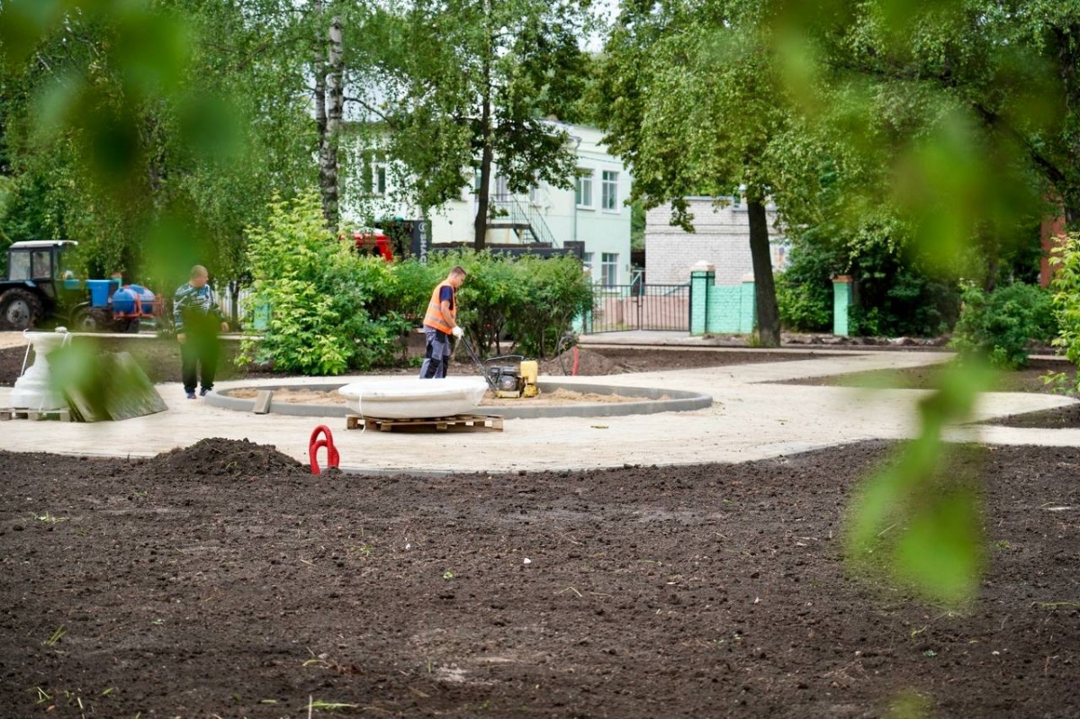 Благоустройство у ДК Орджоникидзе в Нижнем Новгороде завершено на 80% - фото 1
