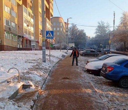 Противогололедную обработку дорог и тротуаров усилили в Нижнем Новгороде - фото 2