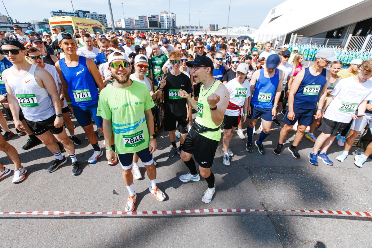 6,5 тыс. человек приняли участие в забеге СберПрайм Зеленый Марафон в Нижнем Новгороде - фото 1