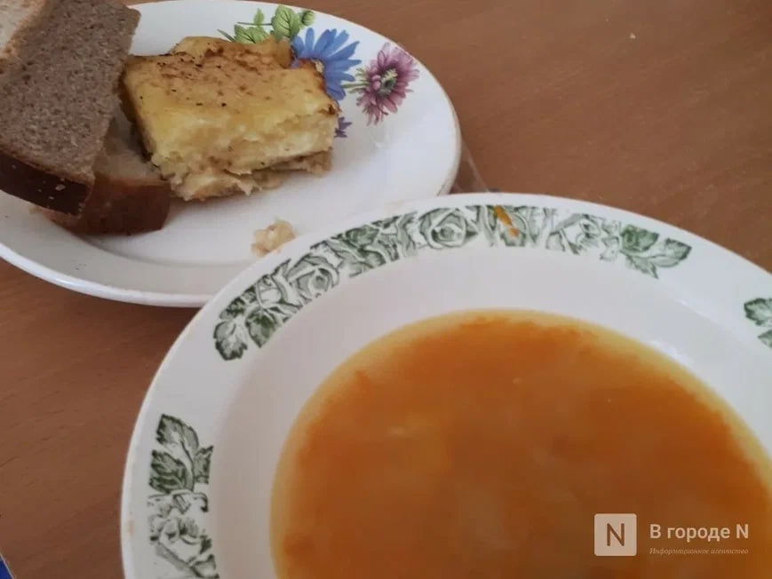 Школьников накормили червивым супом в Нижегородской области