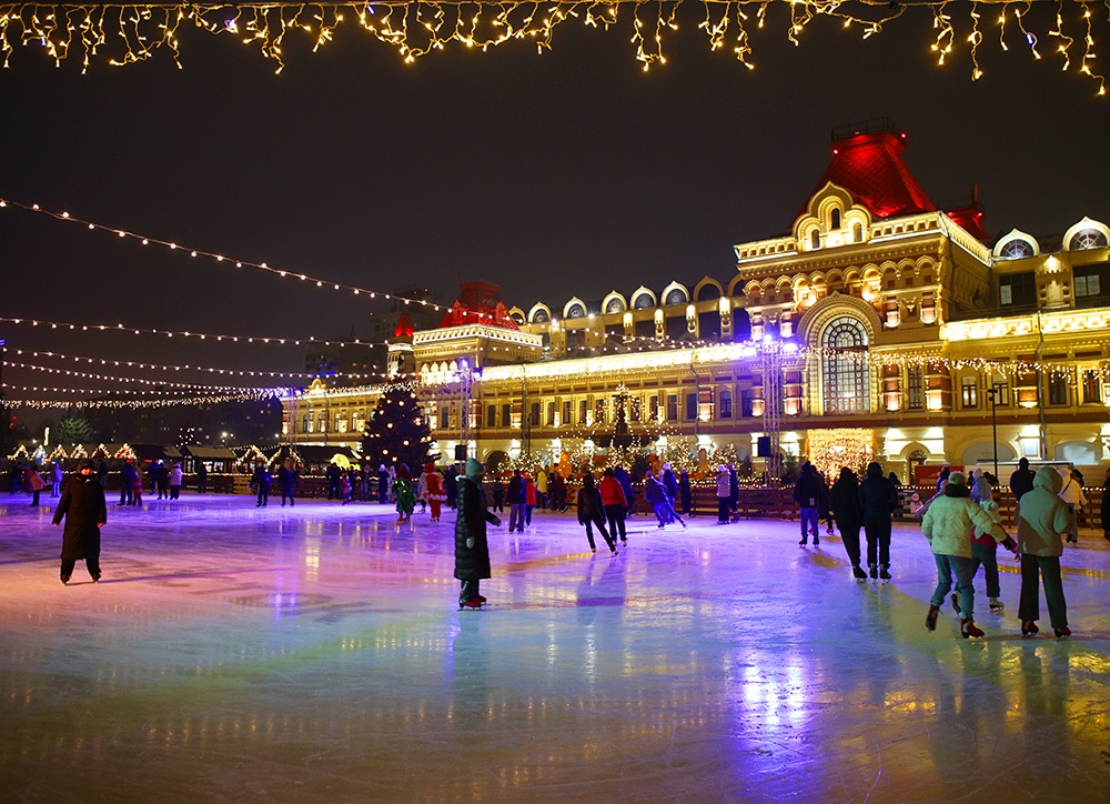 Каток и новогодняя площадка открылись на нижегородской ярмарке - фото 5