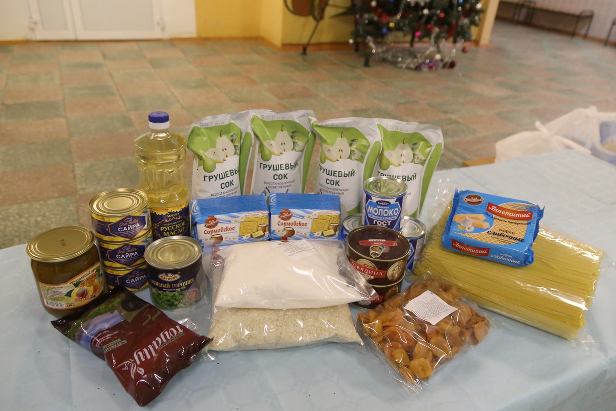 Выдача продуктовых наборов для школьников началась в Нижнем Новгороде