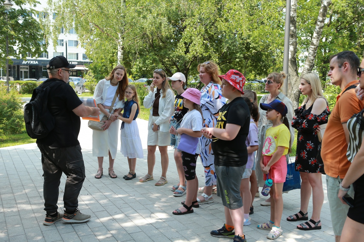В Дзержинске провели семейную экскурсию ко Дню семьи, любви и верности - фото 1
