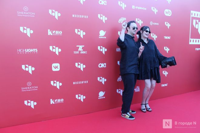 Фоторепортаж: знаменитости на открытии «Горький fest» в Нижнем Новгороде - фото 120