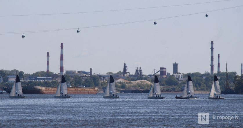 75 яхт и более 500 сапов вышли на Волгу в Нижнем Новгороде в День города - фото 81