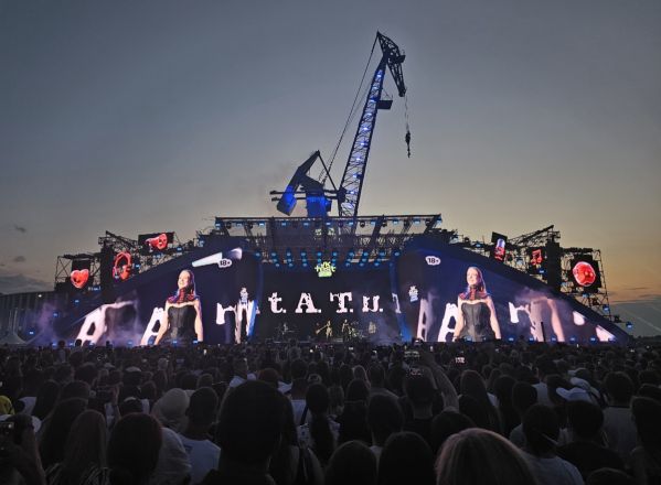 Первый, мощный, грандиозный: как прошел VK Fest в Нижнем Новгороде — репортаж - фото 65