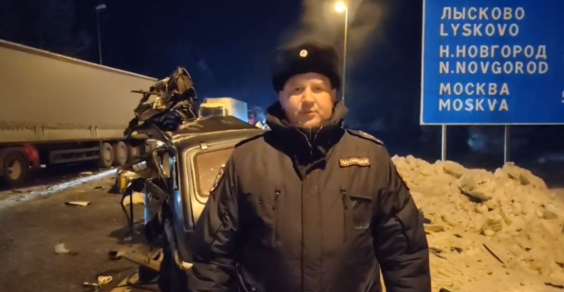 Смертельное ДТП с грузовиком случилось на трассе М-7 в Нижегородской области - фото 1